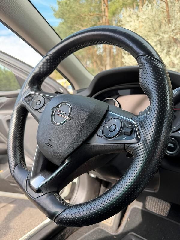 Gebraucht Opel Insignia 209 PS (153 kW) 2018 Weiß Kombi