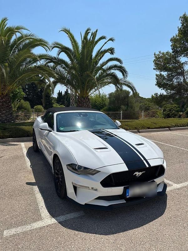 Weiß Gebraucht 2022 Ford Mustang GT Cabrio | 46.500 € (Fairer Preis) - Bild 1/4