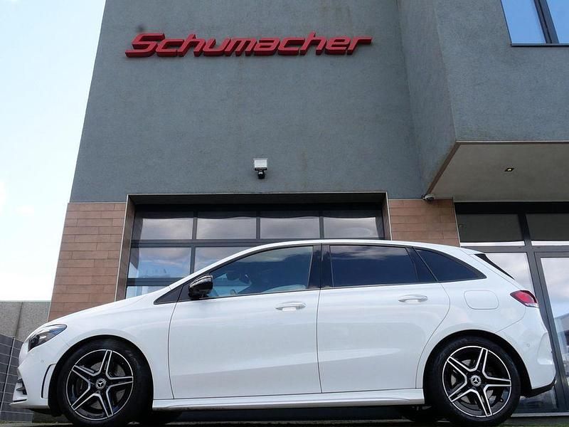 Gebraucht Mercedes B250 AMG 224 PS (164 kW) 2020 Polarweiss  unilack Van / Kleinbus