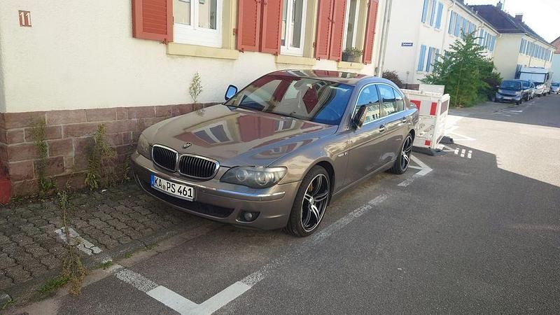 Beige Gebraucht 2007 BMW 750 Sport Line Limousine | 9.000 € (Etwas zu teuer) - Bild 1/4