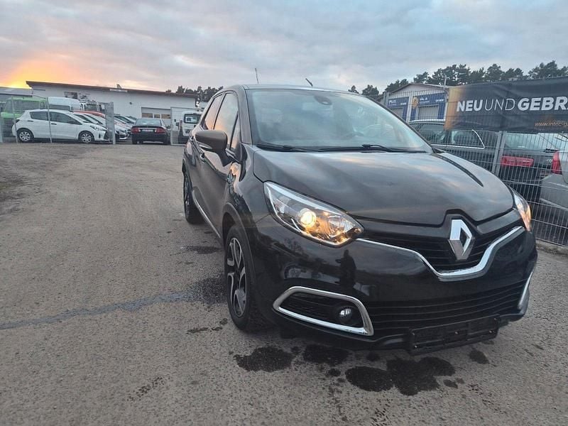 Gebraucht Renault Captur Elysee 120 PS (88 kW) 2016 Schwarz SUV