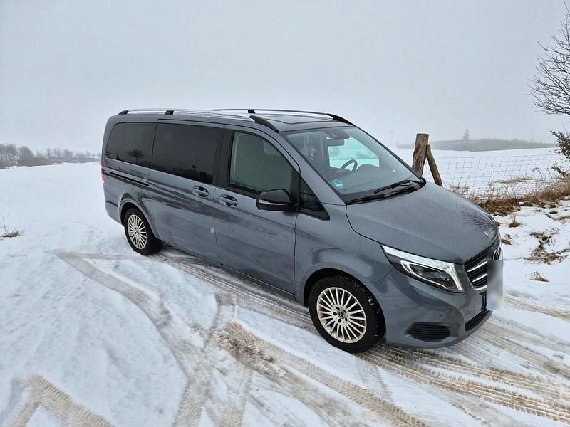 Gebraucht Mercedes V250 Edition 190 PS (139 kW) 2018 Grau Van / Kleinbus