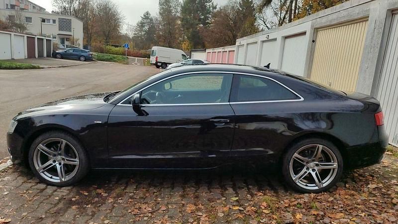 Schwarz Gebraucht 2011 Audi A5 Sport Coupé | 8.200 € (Guter Preis) - Bild 1/4