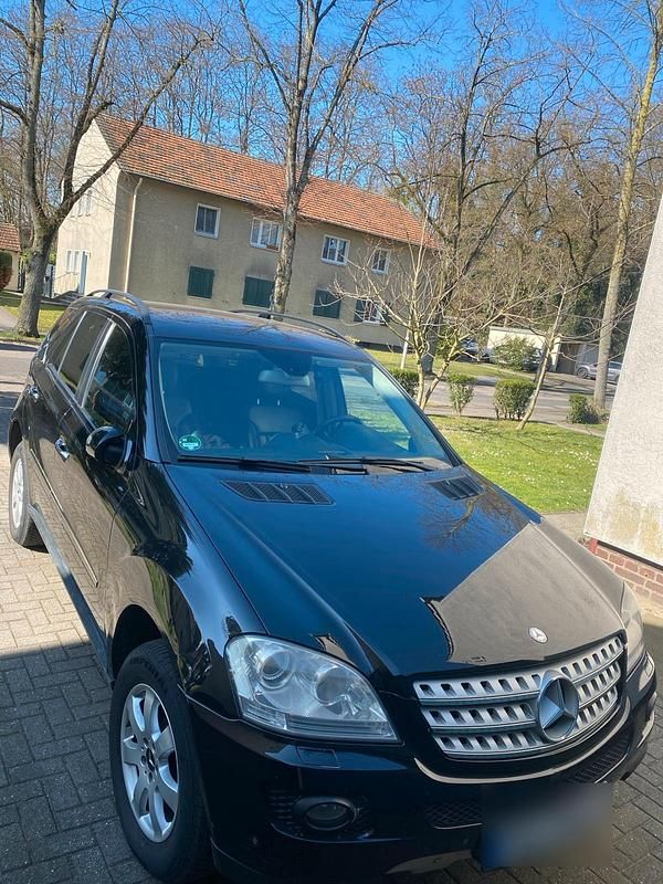 Gebraucht Mercedes ML320 2008 Schwarz SUV