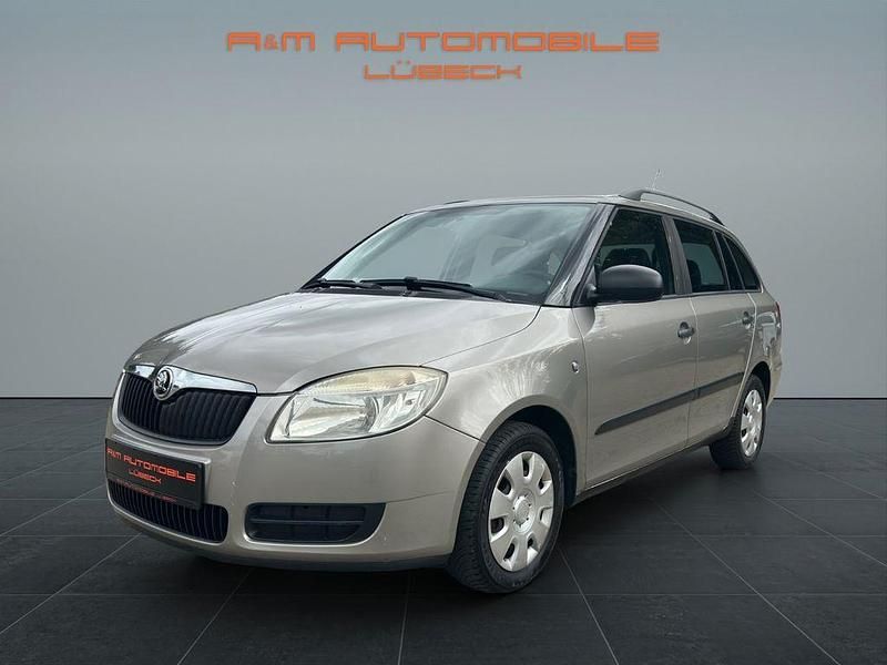 Beige Gebraucht 2009 Skoda Fabia Cool Edition Kleinwagen | 4.990 € - Bild 1/4