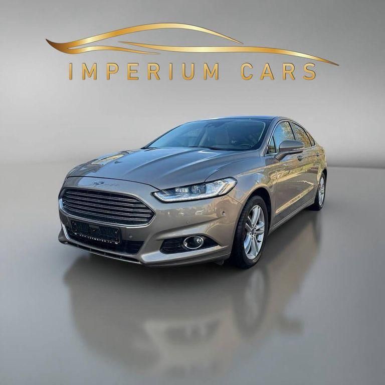 Silber Gebraucht 2019 Ford Mondeo Titanium Limousine | 12.900 € (Guter Preis) - Bild 1/4