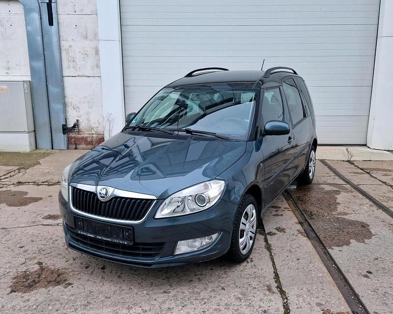 Gebraucht Skoda Roomster 105 PS (77 kW) 2014 Grau Van / Kleinbus