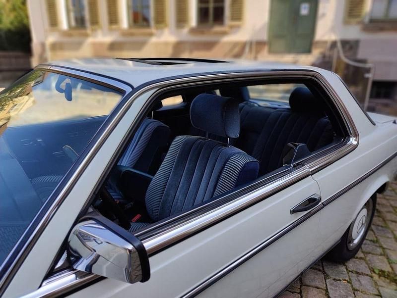 Gebraucht Mercedes 280 185 PS (136 kW) 1982 Weiß Coupé