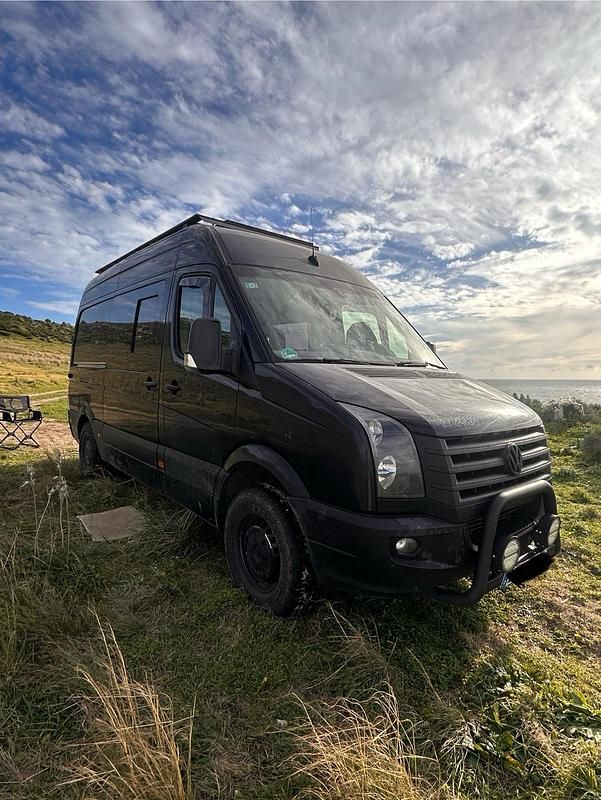 Gebraucht VW Crafter 163 PS (119 kW) 2016 Schwarz Van