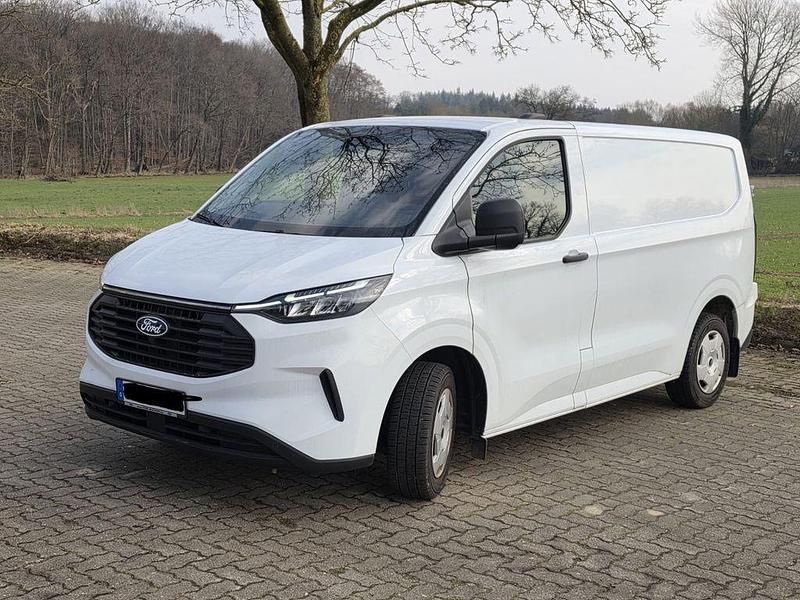 Gebraucht Ford Transit Custom 110 PS (80 kW) 2024 Weiß Limousine