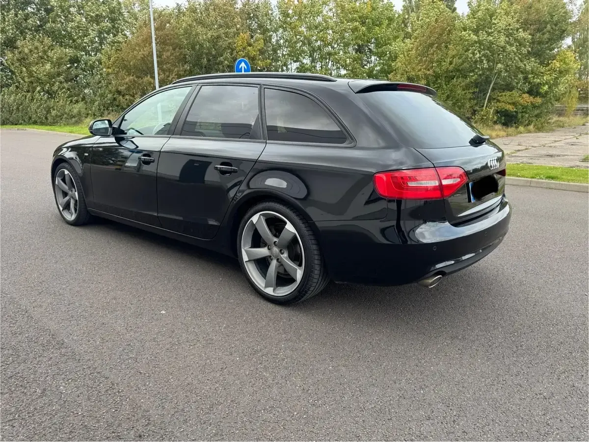 Gebraucht Audi A4 S-Line 204 PS (150 kW) 2013 Schwarz Kombi