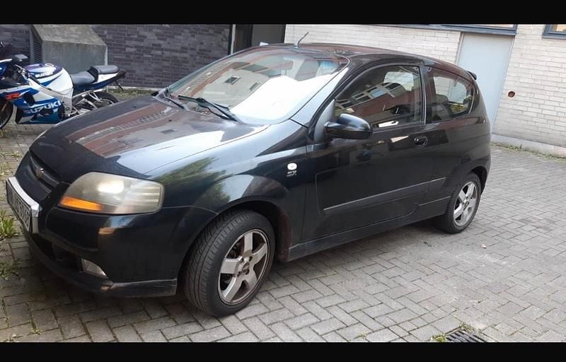Schwarz Gebraucht 2007 Chevrolet Kalos SX Kleinwagen | 700 € - Bild 1/3