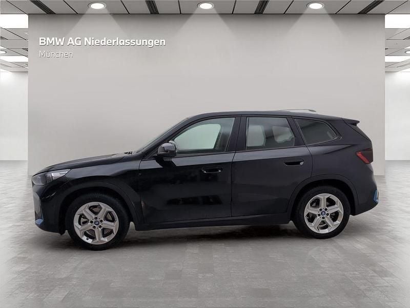 Gebraucht BMW iX1 Performance 200 kW (272 PS) 2023 Schwarz SUV