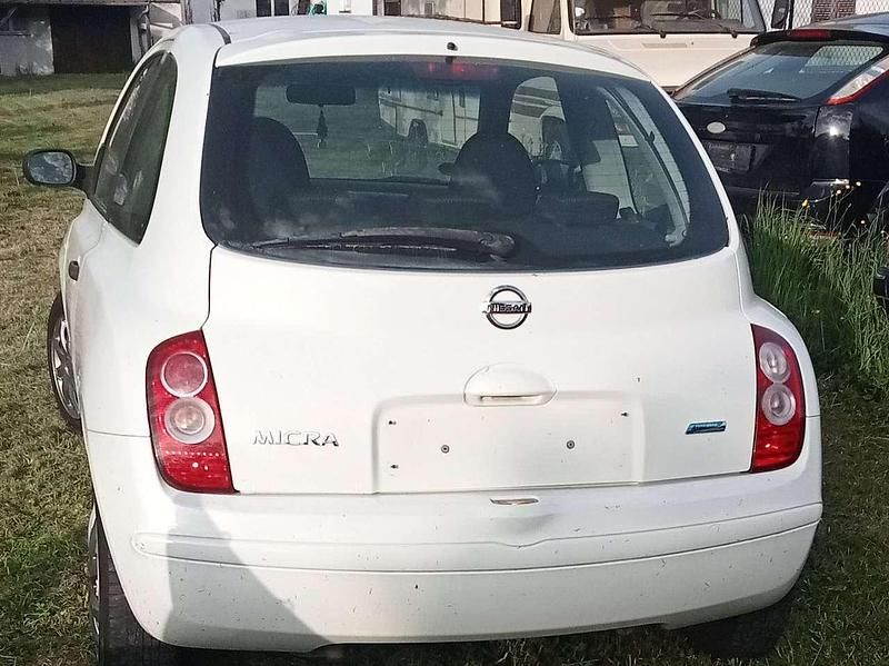 Gebraucht Nissan Micra 65 PS (47 kW) 2009 Weiß metallic Kleinwagen