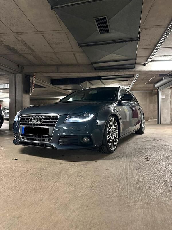 Gebraucht Audi A4 143 PS (105 kW) 2008 Grau Kombi