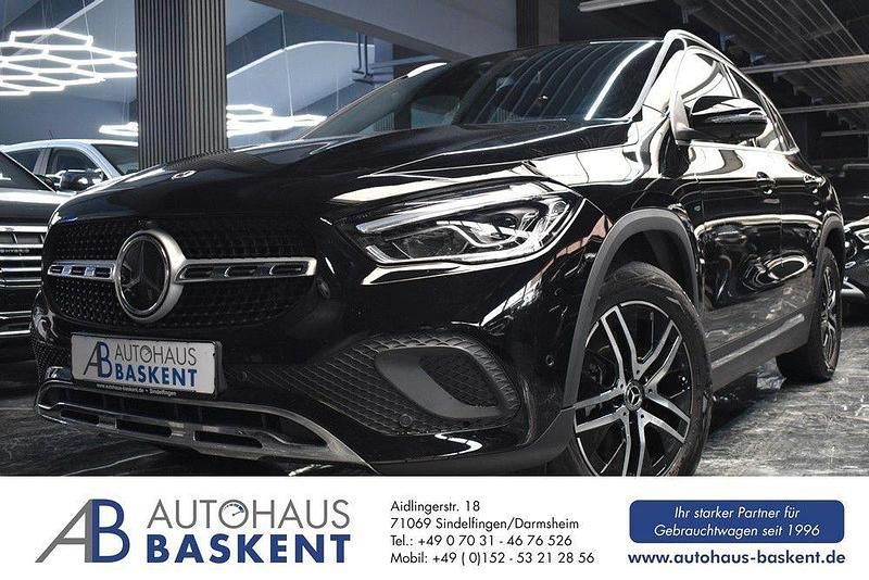Gebraucht Mercedes GLA250 218 PS (160 kW) 2022 Schwarz SUV