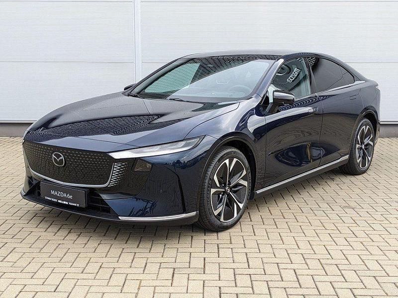 Neu Mazda 6e Takumi-Line 189 kW (258 PS) 2026 Blau Limousine