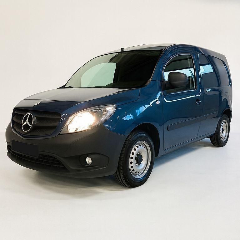 Blau Gebraucht 2019 Mercedes Citan 112 Van / Kleinbus | 10.900 € (Superpreis) - Bild 1/4