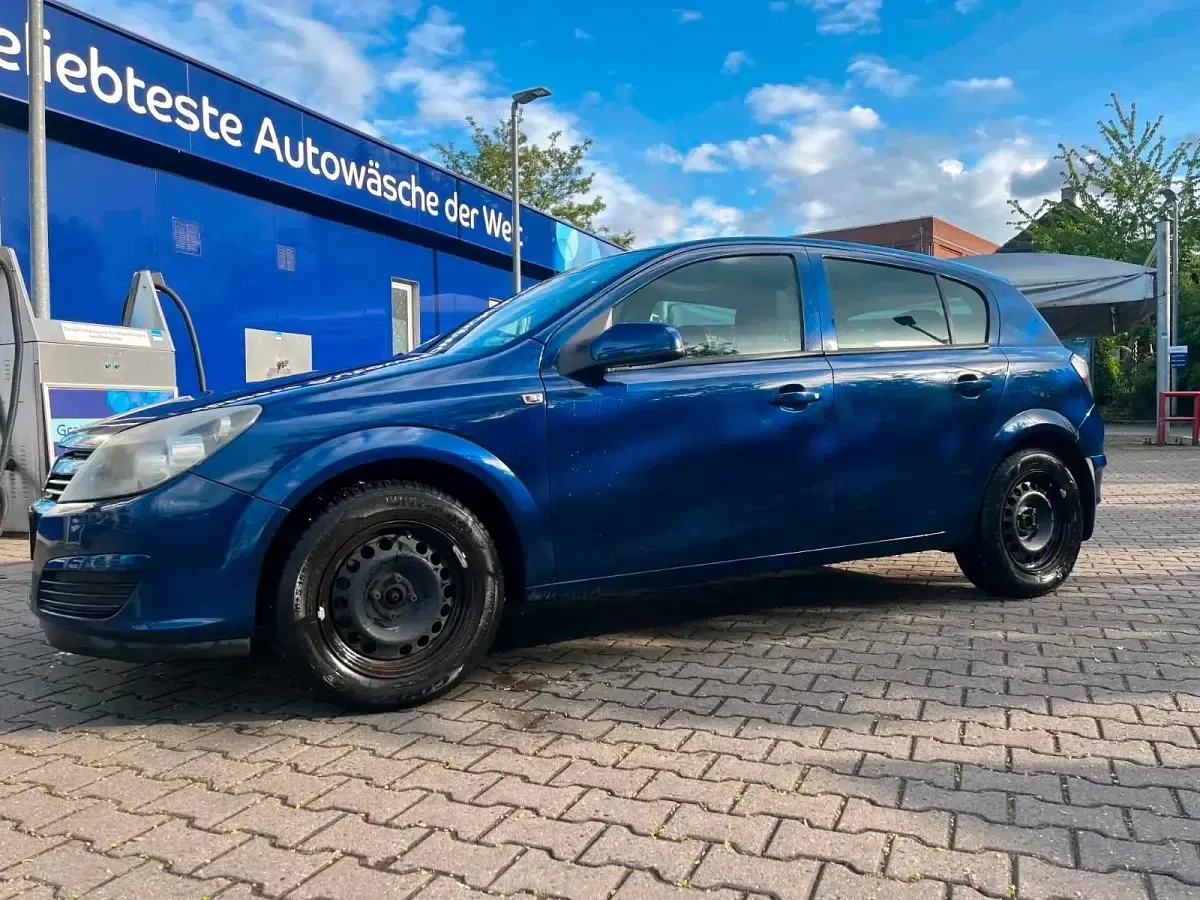Gebraucht Opel Astra 90 PS (66 kW) 2005 Blau Kleinwagen