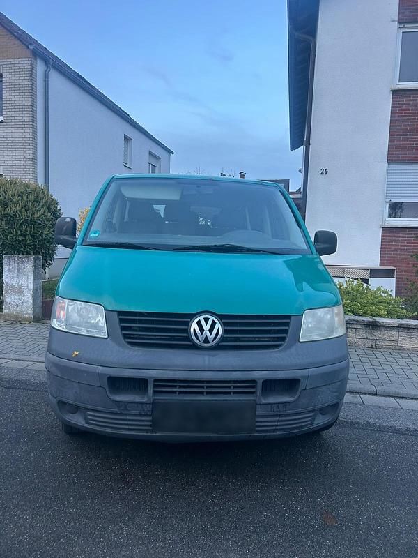 Gebraucht VW Caravelle 170 PS (125 kW) 2008 Grün Van / Kleinbus