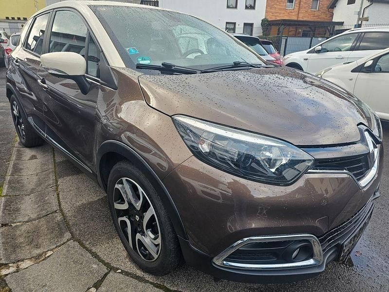 Braun Gebraucht 2016 Renault Captur Luxe SUV | 6.500 € (Guter Preis) - Bild 1/4
