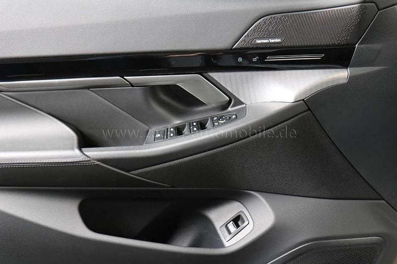 Używany BMW 530e Performance 299 KM (219 kW) 2024 Szary Kombi