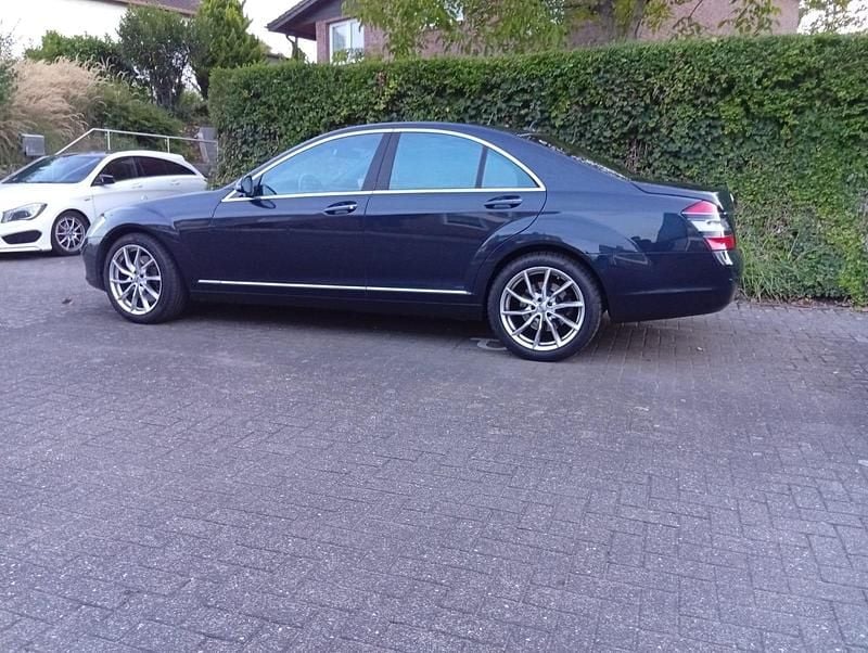 Gebraucht Mercedes S500 2007 Blau Limousine