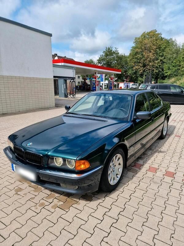 Grün Gebraucht 1997 BMW 728 Limousine | 5.200 € (Superpreis) - Bild 1/4