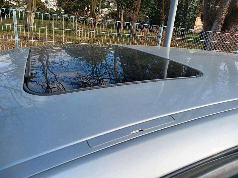 Gebraucht Opel Signum Elegance 155 PS (114 kW) 2003 Silber Kleinwagen