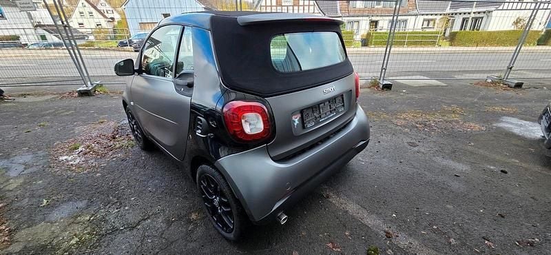 Gebraucht Smart ForTwo Cabrio 90 PS (66 kW) 2019 Grau Cabrio