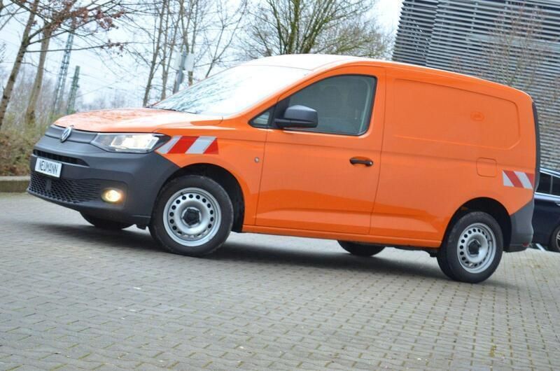 Gebraucht VW Caddy 102 PS (75 kW) 2022 Orange Van / Kleinbus