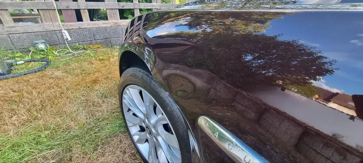 Gebraucht Jaguar XF 241 PS (177 kW) 2012 Rot Limousine