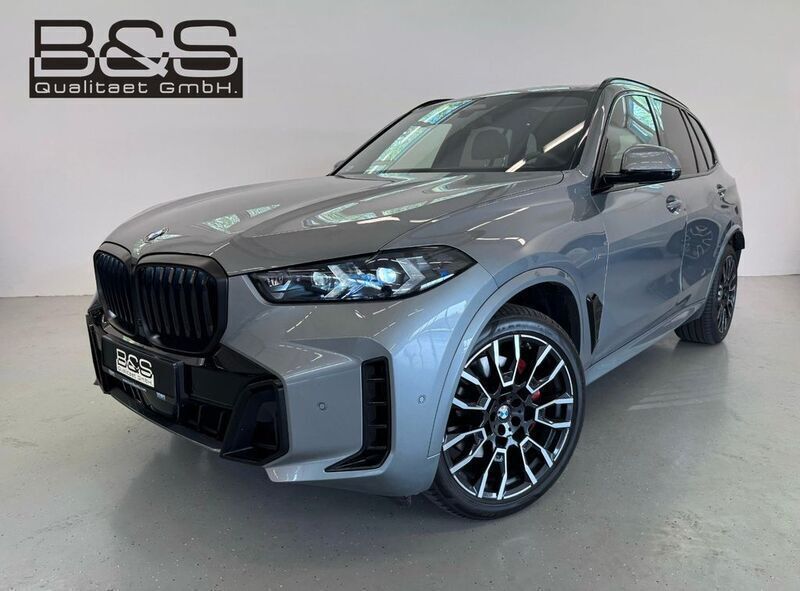 Grau Gebraucht 2025 BMW X5 M Sport SUV | 99.990 € (Guter Preis) - Bild 1/4