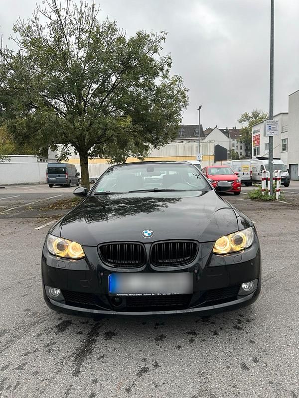 Schwarz Gebraucht 2007 BMW 335 Cabriolet Cabrio | 11.900 € (Guter Preis) - Bild 1/4