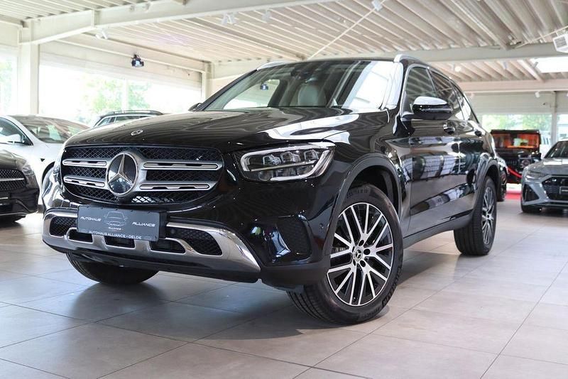 Schwarz Gebraucht 2022 Mercedes GLC43 AMG SUV | 44.990 € (Superpreis) - Bild 1/4