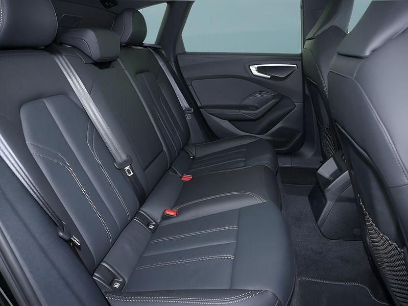 Gebraucht Audi A5 204 PS (150 kW) 2025 Schwarz Kombi