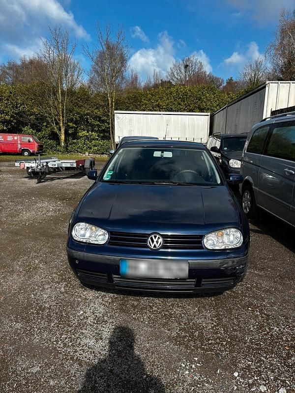 Gebraucht VW Golf IV 102 PS (75 kW) 2001 Blau Limousine