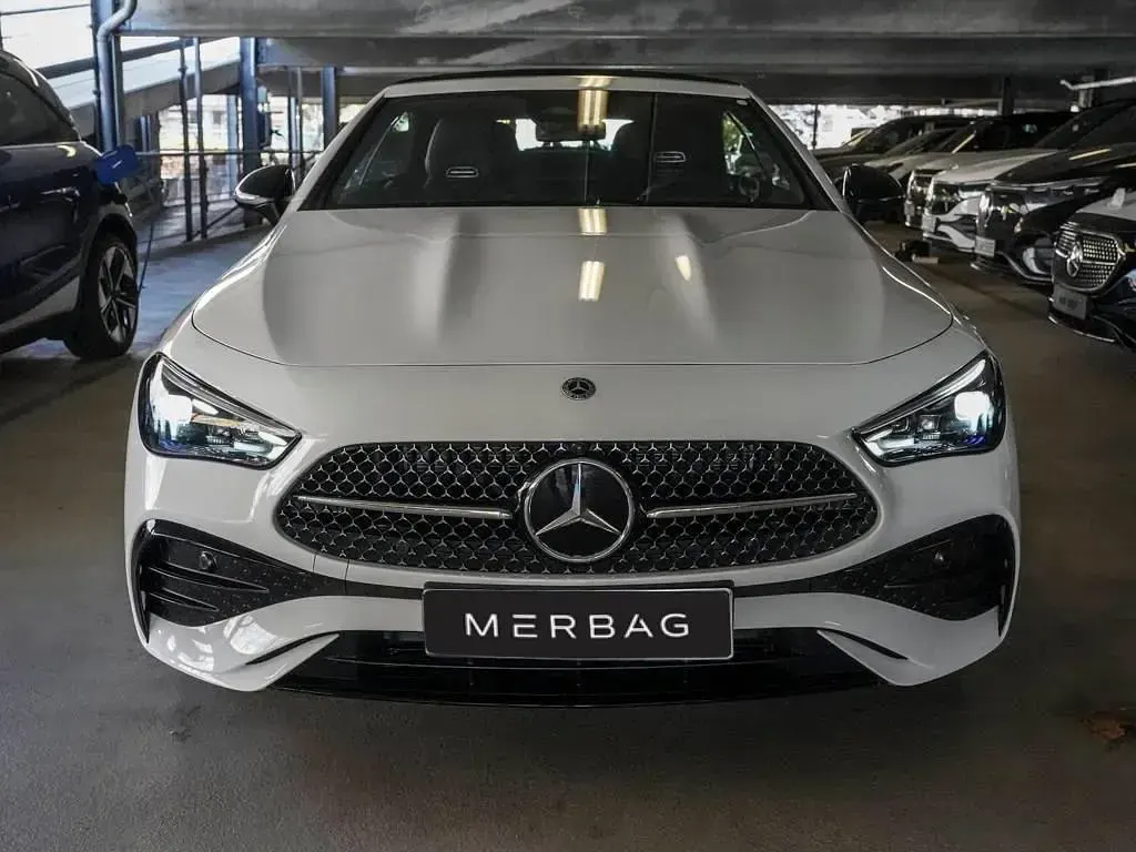 Gebraucht Mercedes CLE200 AMG 277 PS (203 kW) 2024 Polarweiss Cabrio