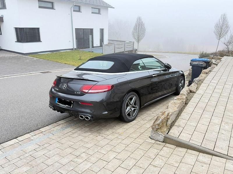 Gebraucht Mercedes C43 AMG AMG 390 PS (286 kW) 2020 Schwarz Cabrio