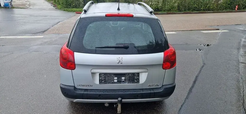 Gebraucht Peugeot 207 Premium 120 PS (88 kW) 2011 Silber Kombi