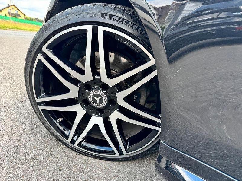 Gebraucht Mercedes E350 AMG 258 PS (189 kW) 2015 Schwarz Cabrio