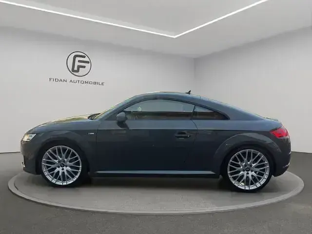 Gebraucht Audi TT S-Line 230 PS (169 kW) 2015 Nanograu metallic Coupé