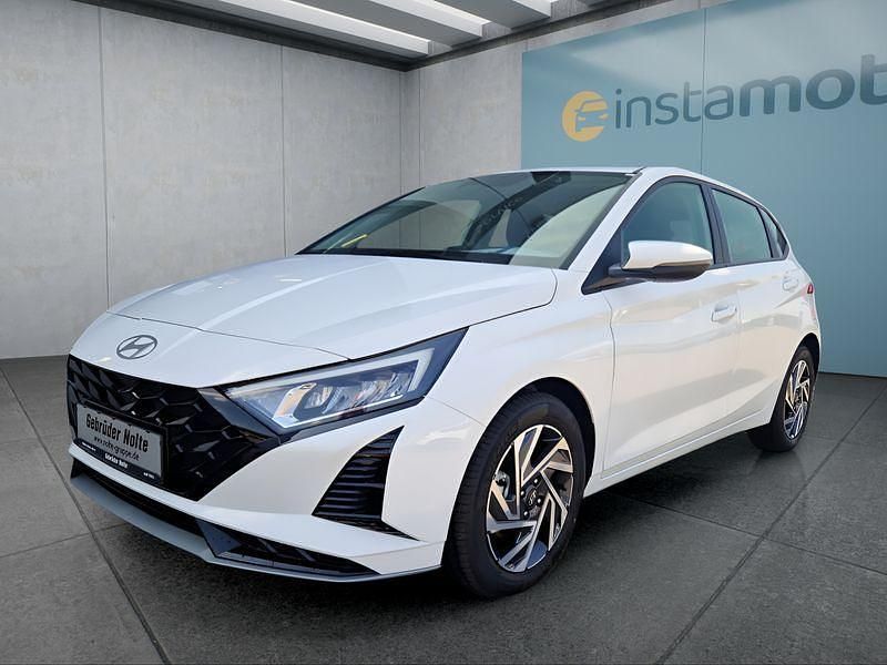 Weiß Neu 2025 Hyundai i20 Kleinwagen | 24.299 € (Teuer) - Bild 1/4