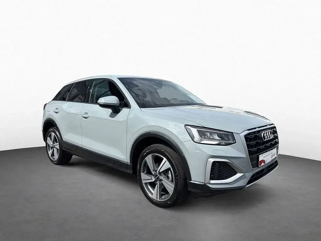 Używany Audi Q2 Advanced Plus 150 KM (110 kW) 2025 Szary SUV
