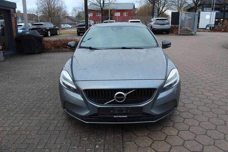 Second-hand Volvo V40 150 CP (110 kW) 2019 Gri Berlinǎ