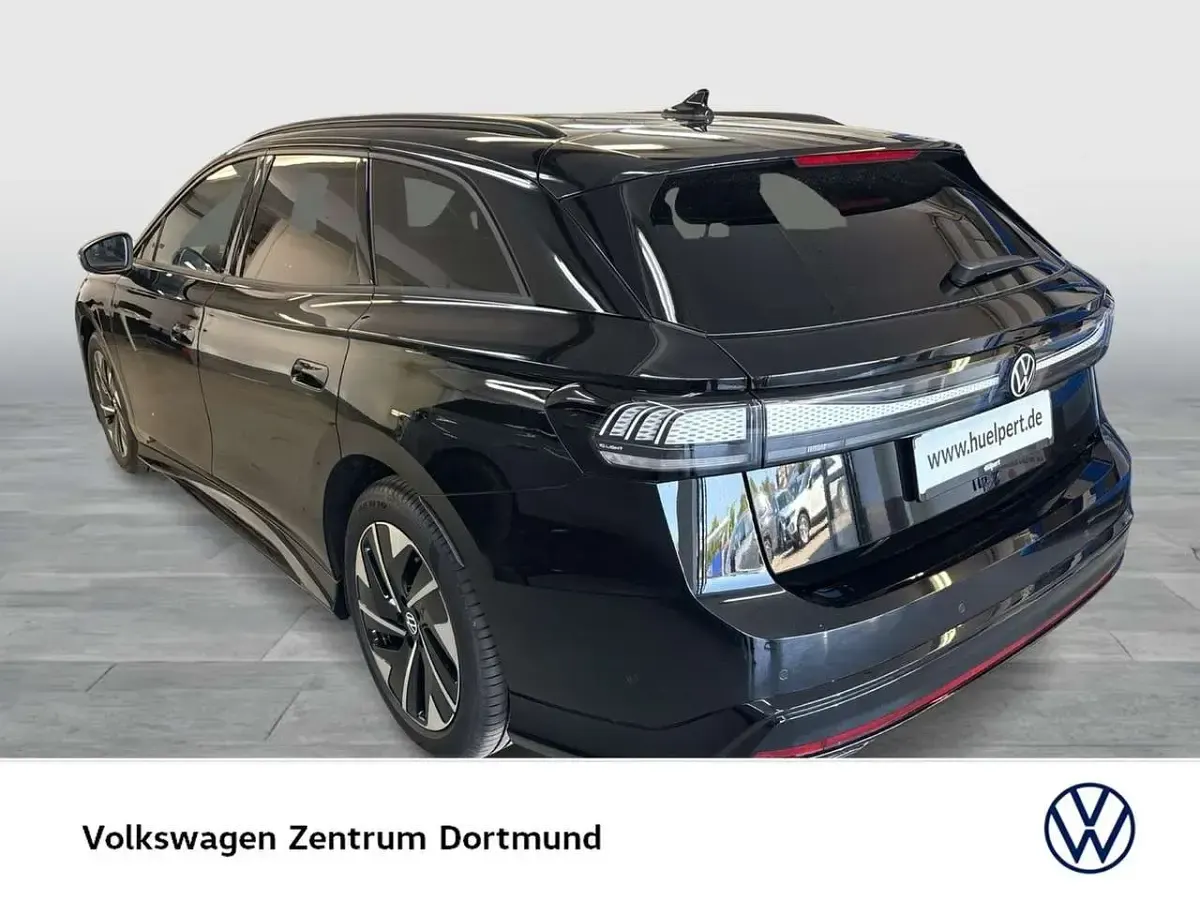 Neu VW ID.7 Pro 210 kW (286 PS) 2025 Grenadillschwarz metallic Kombi