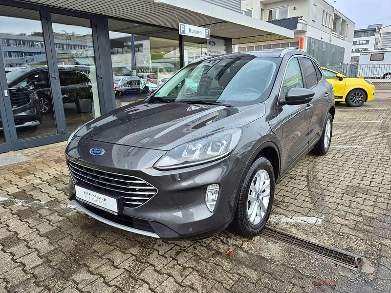 Gebraucht Ford Kuga Titanium 152 PS (111 kW) 2022 Magneticgrau SUV