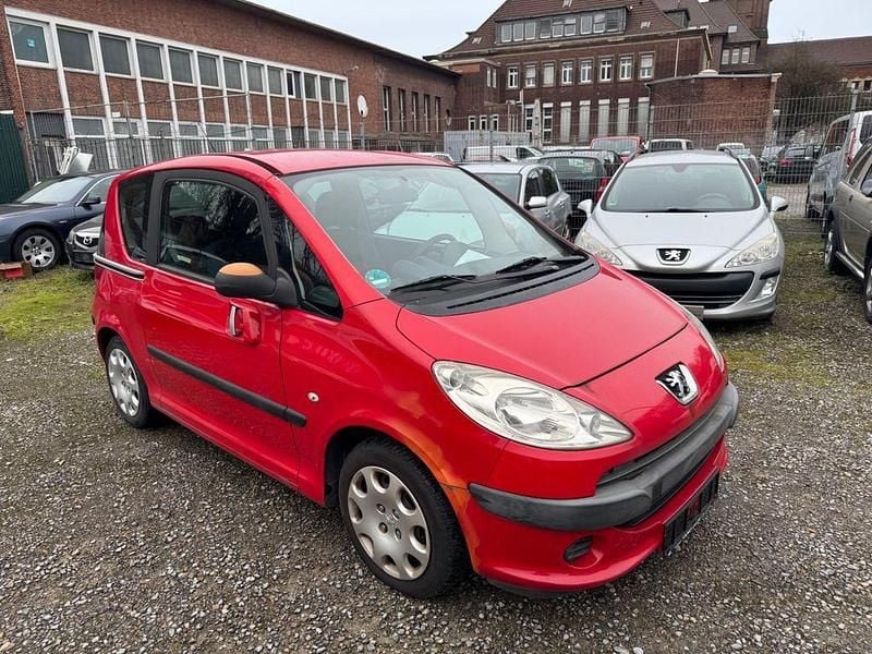 Gebraucht Peugeot 1007 Filou 68 PS (50 kW) 2008 Rot Van / Kleinbus