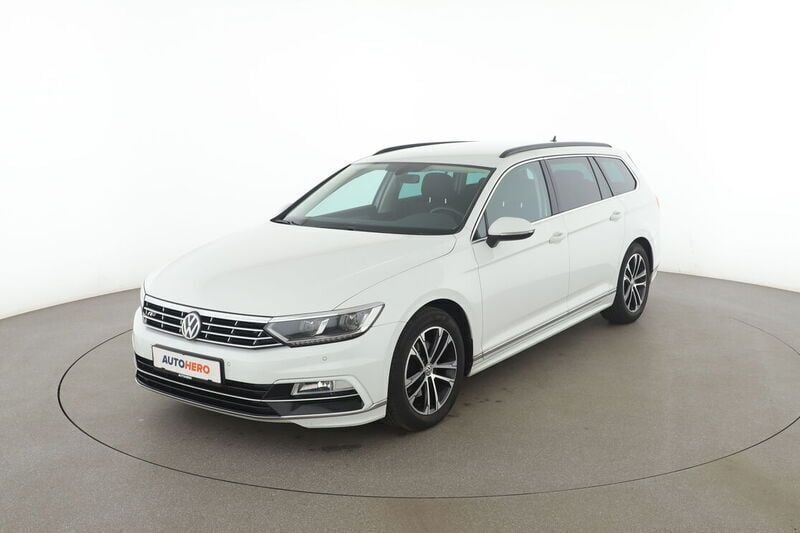 Weiß Gebraucht 2018 VW Passat Comfortline Kombi | 15.680 € (Fairer Preis) - Bild 1/4