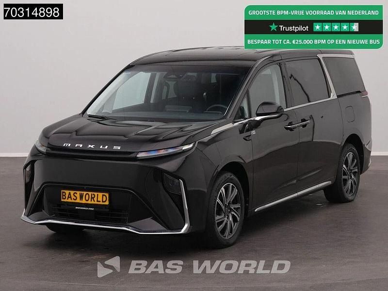 Second-hand Maxus MIFA 9 180 kW (245 CP) 2022 Negru Monovolum